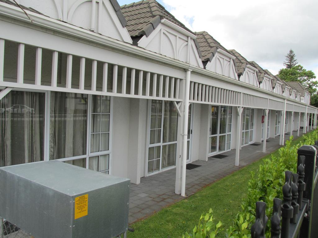Lake Rotorua Hotel Exterior photo