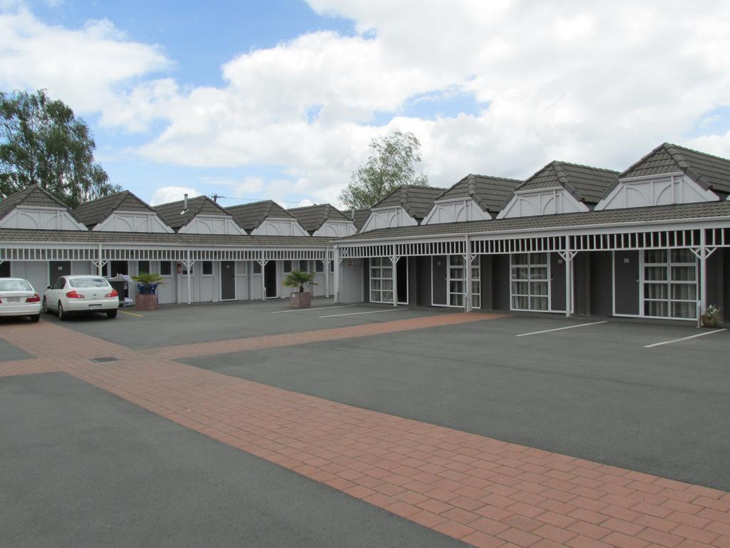 Lake Rotorua Hotel Exterior photo