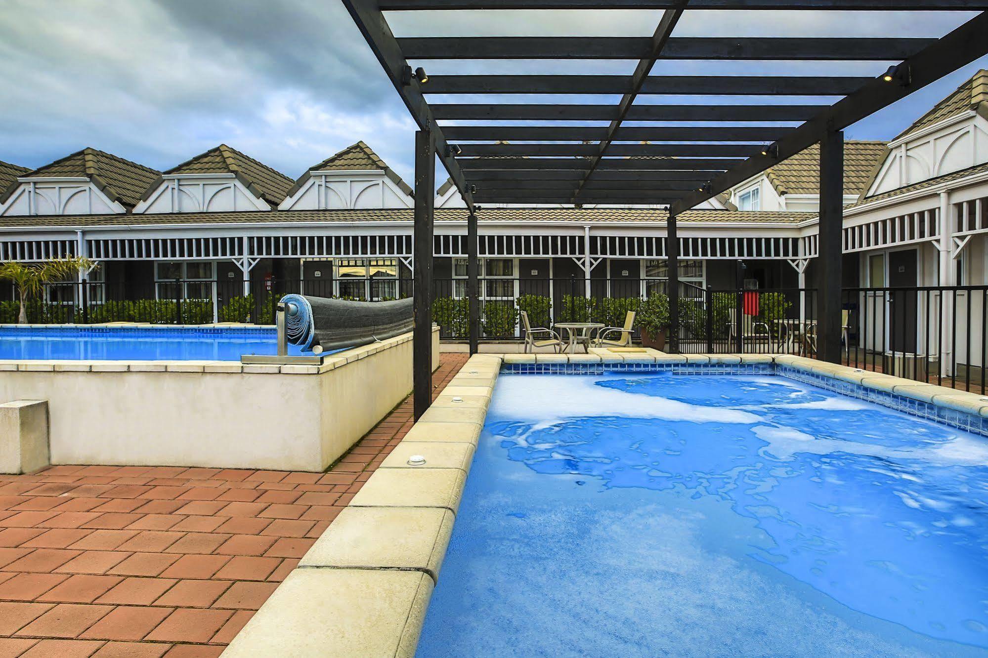 Lake Rotorua Hotel Exterior photo